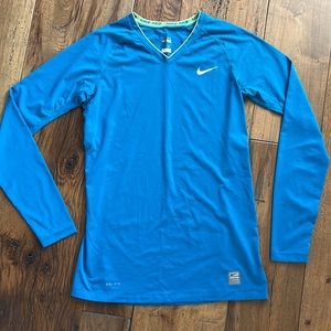 Nike LS V neck